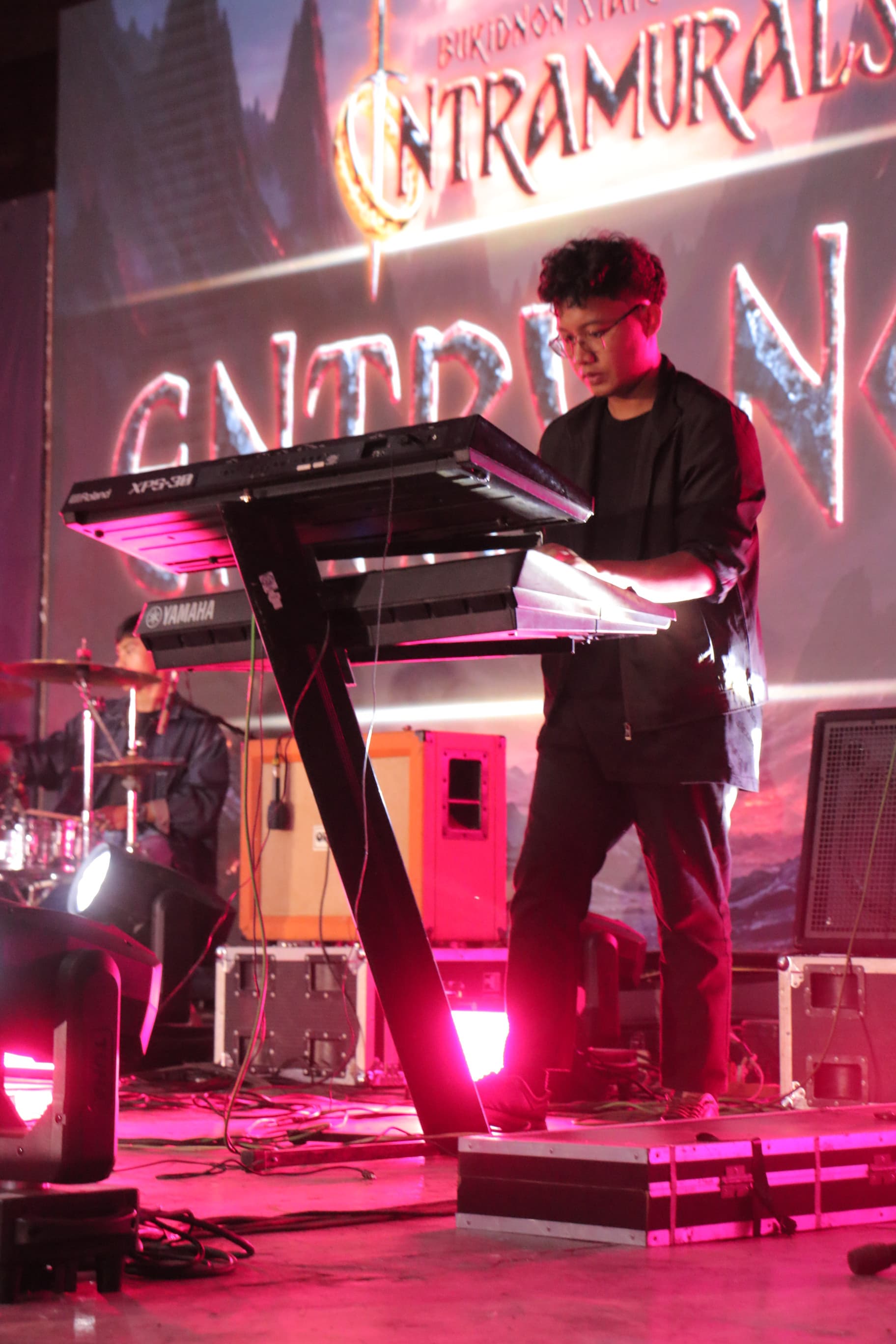 Proilan receiving the Best in Keyboard recognition